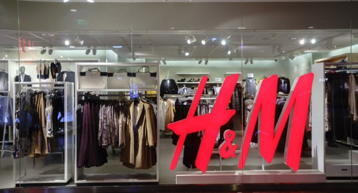 H&M store