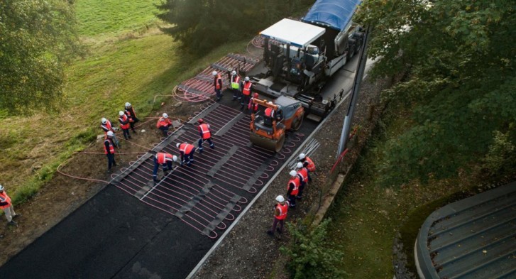 A road that captures and stores energy to melt snow and heat buildings